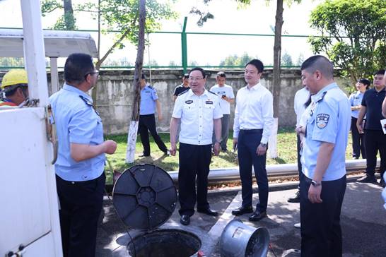 说明: 摄影： 嘉州监狱 洪生