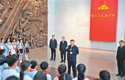 习近平在山西考察时强调 努力在推动资源型经济转型发展上迈出新步伐 奋力谱写三晋大地...